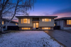 1510 15 Street NORTHLethbridge, AB T1H 2Z2
