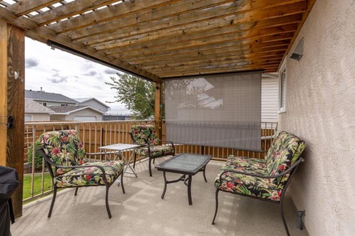 389 Kodiak Boulevard North, Lethbridge, AB - Outdoor With Deck Patio Veranda With Exterior