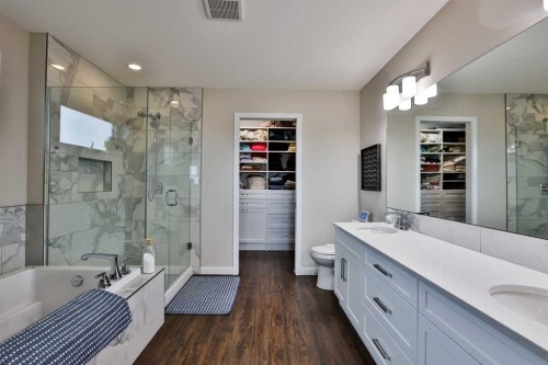 261 Agnes Short Place North, Lethbridge, AB - Indoor Photo Showing Bathroom