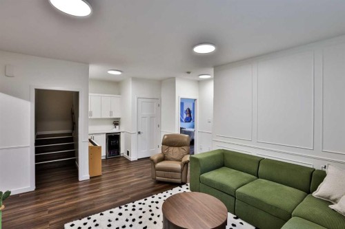 261 Agnes Short Place North, Lethbridge, AB - Indoor Photo Showing Living Room