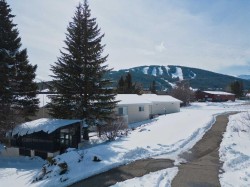 2130 130 Street Blairmore, AB T0K 0E0