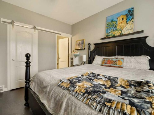 3-322 Northlander Bend West, Lethbridge, AB - Indoor Photo Showing Bedroom