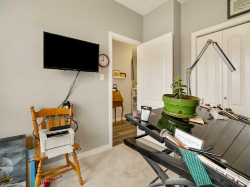 3-322 Northlander Bend West, Lethbridge, AB - Indoor Photo Showing Other Room