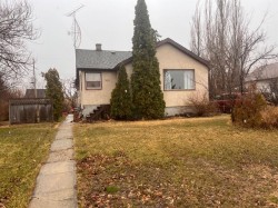 306 4th Avenue Warner, AB T0K 2L0