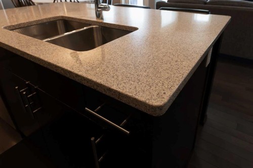 26 Riverglen Link West, Lethbridge, AB - Indoor Photo Showing Kitchen With Double Sink