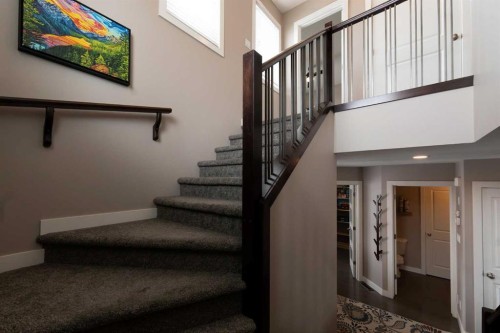 26 Riverglen Link West, Lethbridge, AB - Indoor Photo Showing Other Room