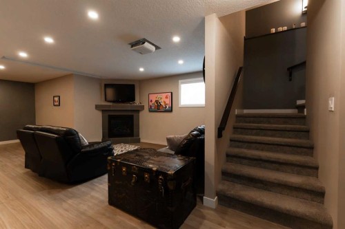 26 Riverglen Link West, Lethbridge, AB - Indoor