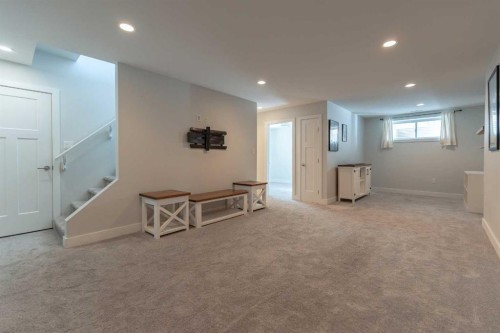 201 Grassland Boulevard West, Lethbridge, AB - Indoor