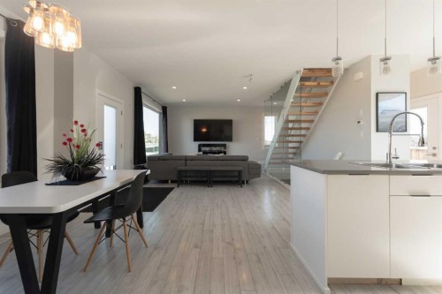 201 Grassland Boulevard West, Lethbridge, AB - Indoor