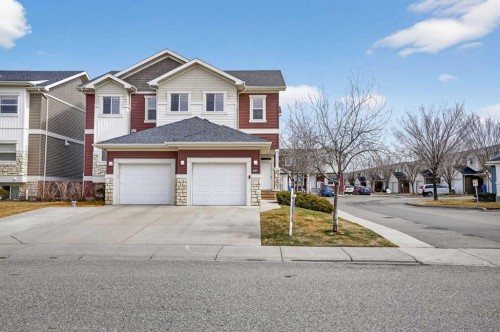 1-197 Silkstone Road WEST Lethbridge, AB T1J 4J9