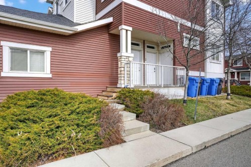 1-197 Silkstone Road West, Lethbridge, AB - Outdoor