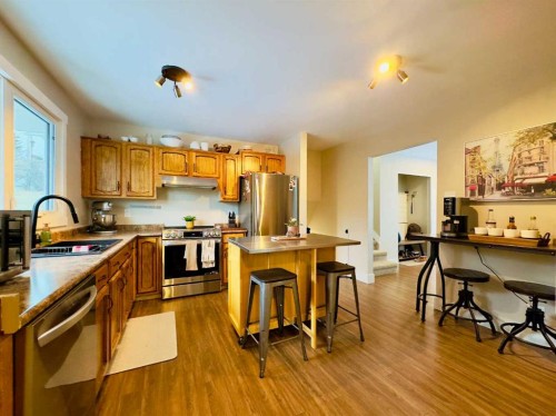 2802 77 Street, Coleman, AB - Indoor Photo Showing Kitchen