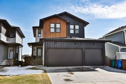 56 Greywolf Road North, Lethbridge, AB - Outdoor