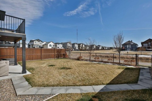 56 Greywolf Road North, Lethbridge, AB - Outdoor