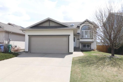 1664 Coalbanks Boulevard West, Lethbridge, AB - Outdoor With Facade