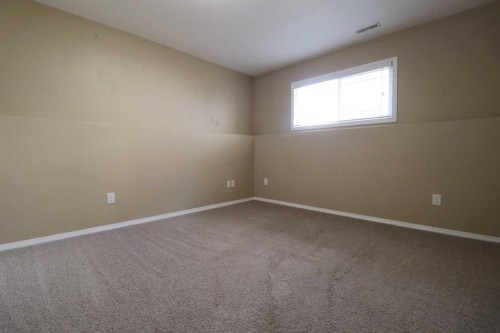 1664 Coalbanks Boulevard West, Lethbridge, AB - Indoor Photo Showing Other Room