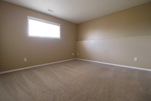 1664 Coalbanks Boulevard West, Lethbridge, AB - Indoor Photo Showing Other Room