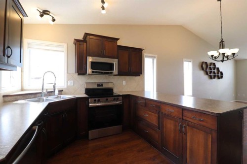1664 Coalbanks Boulevard West, Lethbridge, AB - Indoor Photo Showing Kitchen With Double Sink