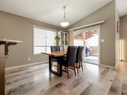 214 Firelight Crescent West, Lethbridge, AB - Indoor Photo Showing Dining Room
