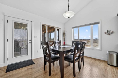 64 Riverhurst Cove West, Lethbridge, AB - Indoor Photo Showing Dining Room