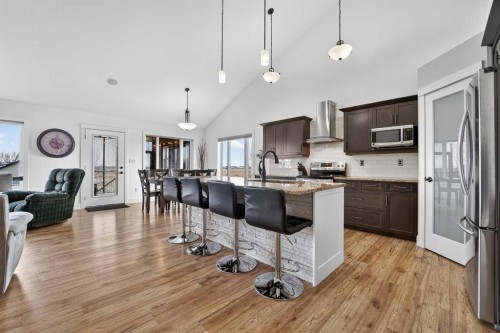 64 Riverhurst Cove West, Lethbridge, AB - Indoor Photo Showing Kitchen With Upgraded Kitchen