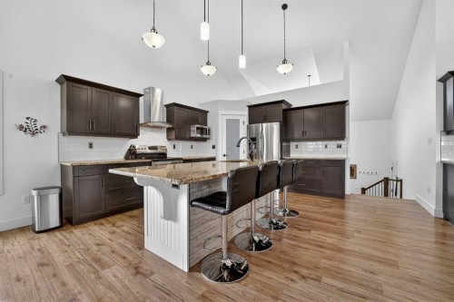 64 Riverhurst Cove West, Lethbridge, AB - Indoor Photo Showing Kitchen With Upgraded Kitchen