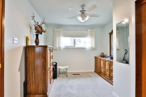 2618 20 Avenue South, Lethbridge, AB - Indoor Photo Showing Other Room