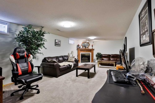 2618 20 Avenue South, Lethbridge, AB - Indoor With Fireplace