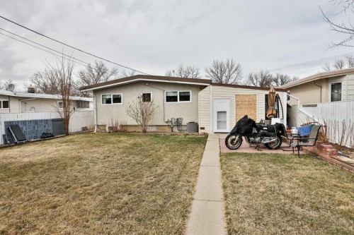 2618 20 Avenue South, Lethbridge, AB - Outdoor