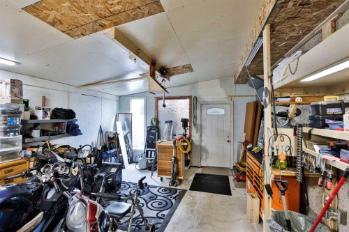 2618 20 Avenue South, Lethbridge, AB - Indoor