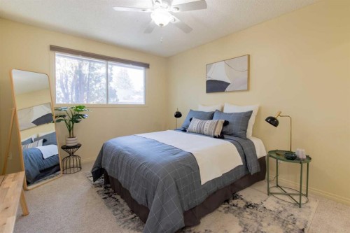 28 Dakota Road West, Lethbridge, AB - Indoor Photo Showing Bedroom