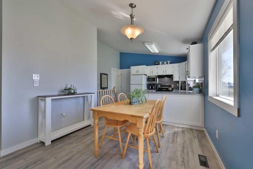 235 E 200 S, Raymond, AB - Indoor Photo Showing Dining Room