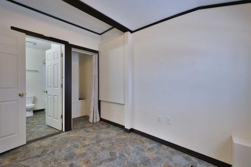 1817 1A Avenue North, Lethbridge, AB - Indoor Photo Showing Other Room