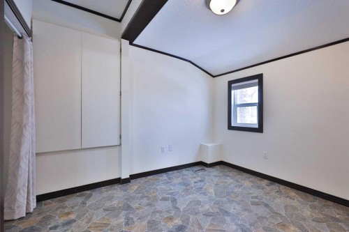 1817 1A Avenue North, Lethbridge, AB - Indoor Photo Showing Other Room