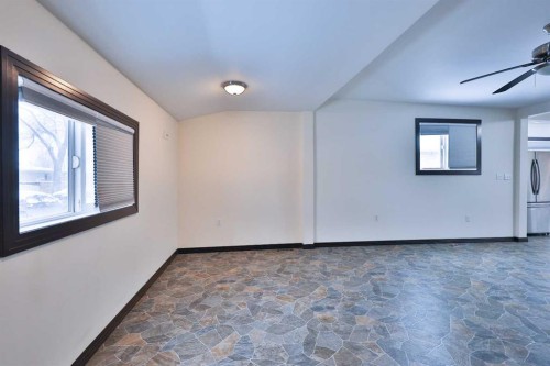 1817 1A Avenue North, Lethbridge, AB - Indoor Photo Showing Other Room