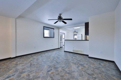 1817 1A Avenue North, Lethbridge, AB - Indoor Photo Showing Other Room