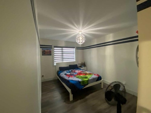 5402 43 Street, Taber, AB - Indoor Photo Showing Bedroom