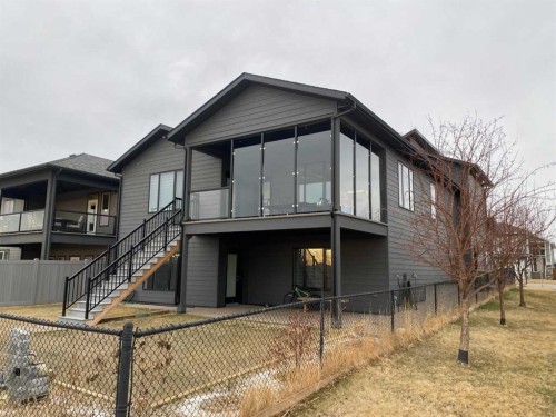 5402 43 Street, Taber, AB - Outdoor