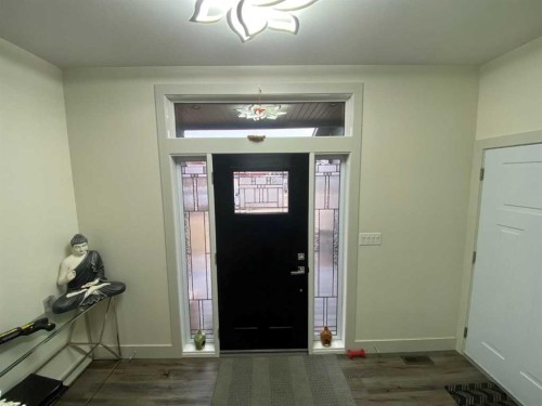 5402 43 Street, Taber, AB - Indoor Photo Showing Other Room