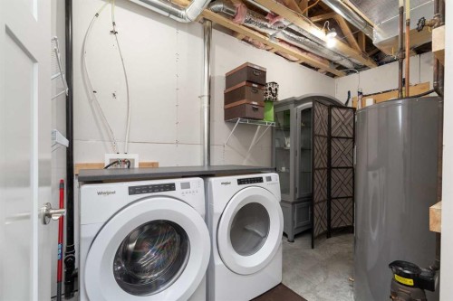 22 Rivergrove Run West, Lethbridge, AB - Indoor Photo Showing Laundry Room