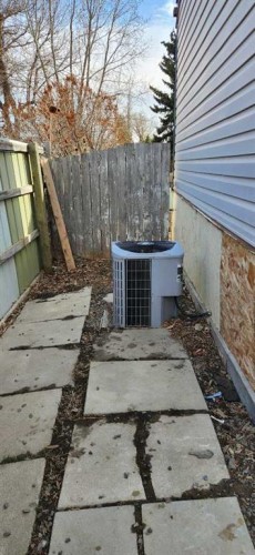 33-2715 Westside Drive West, Lethbridge, AB 