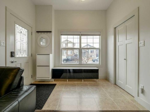 406 Twinriver Road West, Lethbridge, AB - Indoor Photo Showing Other Room