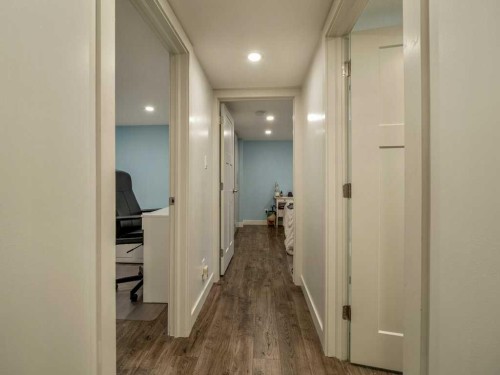 406 Twinriver Road West, Lethbridge, AB - Indoor Photo Showing Other Room