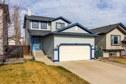 132 Jessie Robinson Close NORTH Lethbridge, AB T1H 3Y8