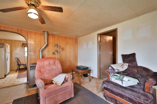 102 County Road, Warner, AB - Indoor