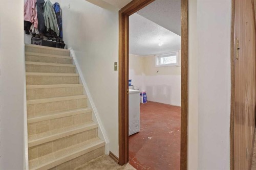 4815 59 Avenue, Taber, AB - Indoor Photo Showing Other Room