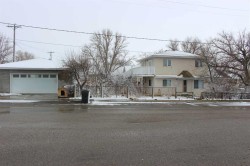 241 Crescent Avenue Picture Butte, AB T0K 1V0