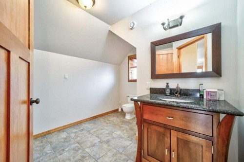 2222 Twp Rd 7-5, Lundbreck, AB - Indoor