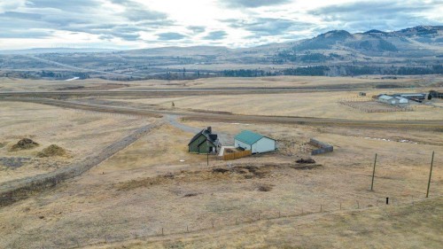 2222 Twp Rd 7-5, Lundbreck, AB - Outdoor With View