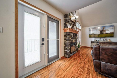 2222 Twp Rd 7-5, Lundbreck, AB - Indoor Photo Showing Other Room